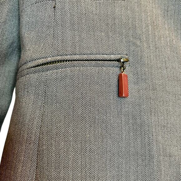 Kasper Blazer and Pant Suit - Picture 4 of 9